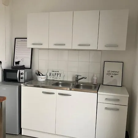 Cozy Bright Studio - Montmartre Apartment Paris
