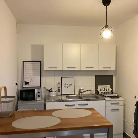Cozy Bright Studio - Montmartre Apartment Paris