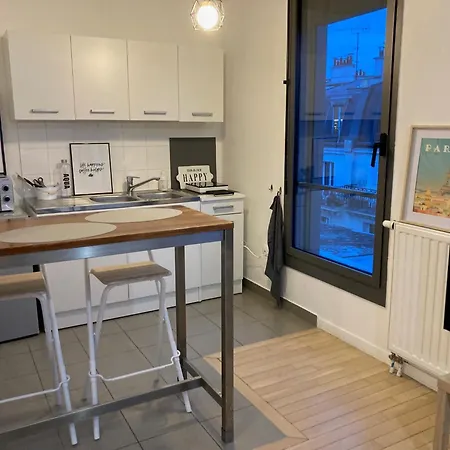 Apartment Cozy Bright Studio - Montmartre Paris